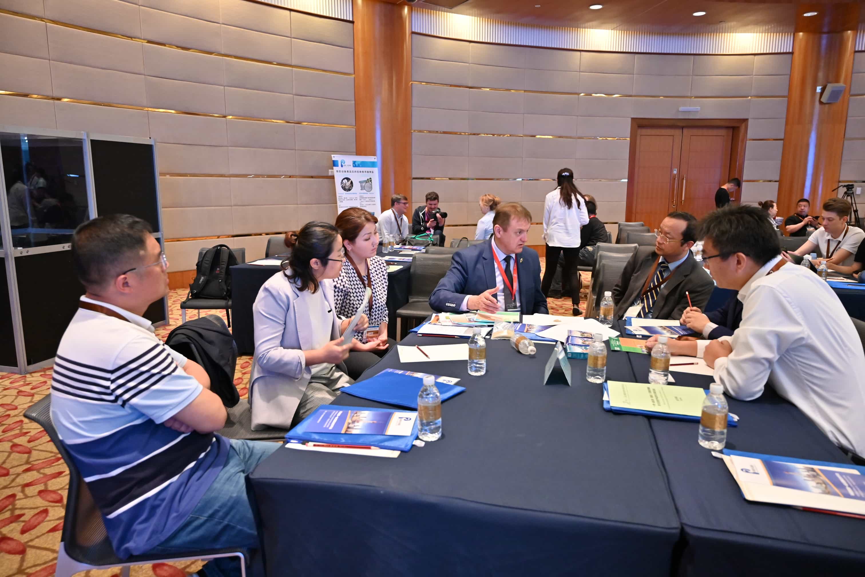 Сотрудники УП "УНИТЕХПРОМ БГУ" посетили бизнес-инкубатор ПуЭ