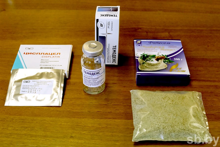 Поздравляем с праздником 8 марта!